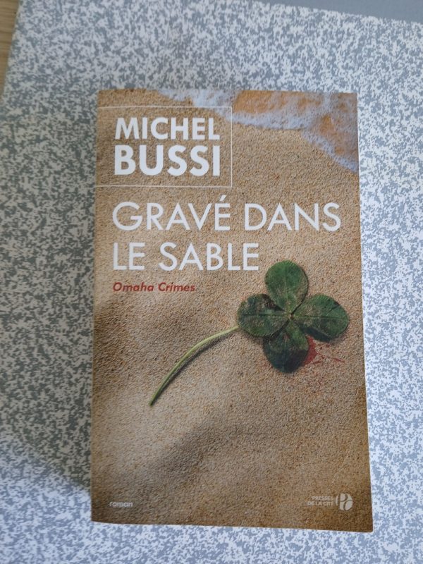 Gravé dans le sable