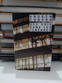 Des voix dans les ténèbres