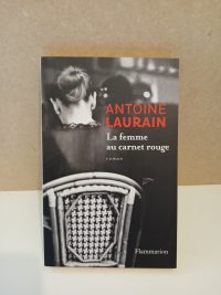 La Femme au carnet rouge