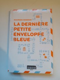 La dernière petite enveloppe bleue