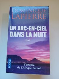 Un Arc-En-Ciel Dans La Nuit