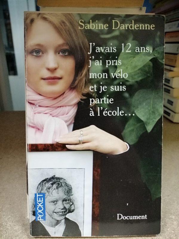 J'avais 12 ans, j'ai pris mon vélo et je suis partie à l'école...