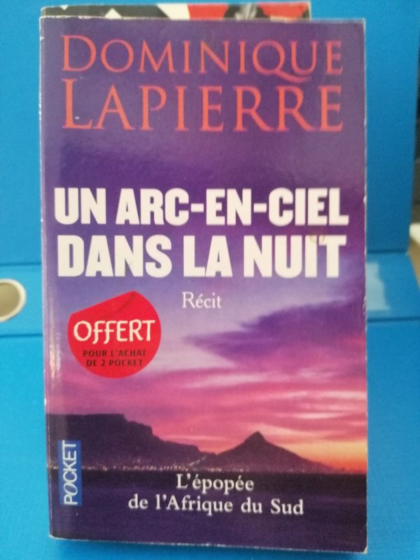 Un Arc En Ciel Dans La Nuit