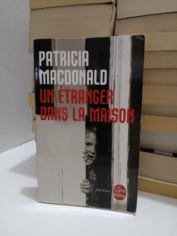 Un étranger dans la maison