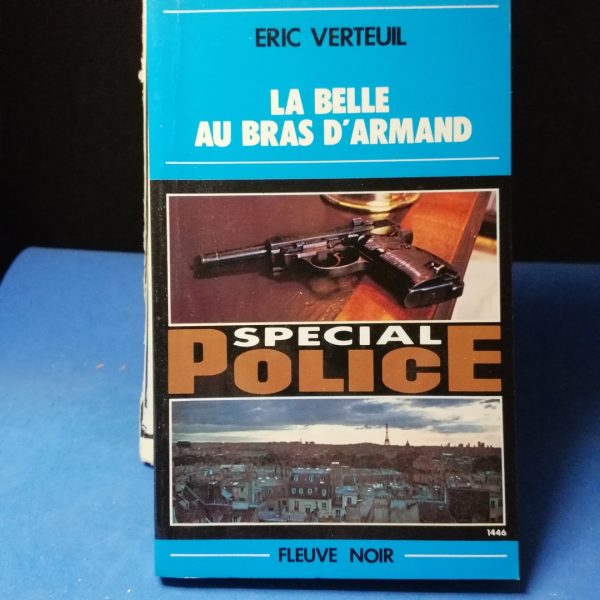 La Belle Au Bras D'armand