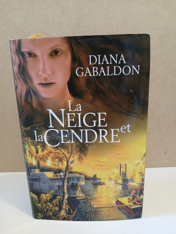 Le Cercle de pierre ( Outlander), 7 : La Neige Et La Cendre