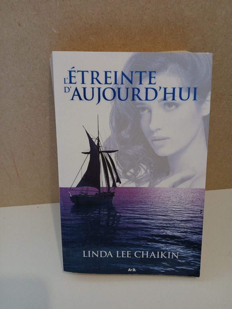 A L'est Du Soleil - 3 - L'étreinte D'aujourd'hui