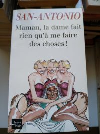 Maman, la dame fait rien qu'à me faire des choses